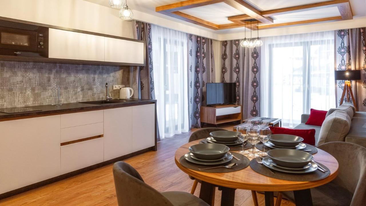 Apartamenty Grapa Resort ビャウカ エクステリア 写真